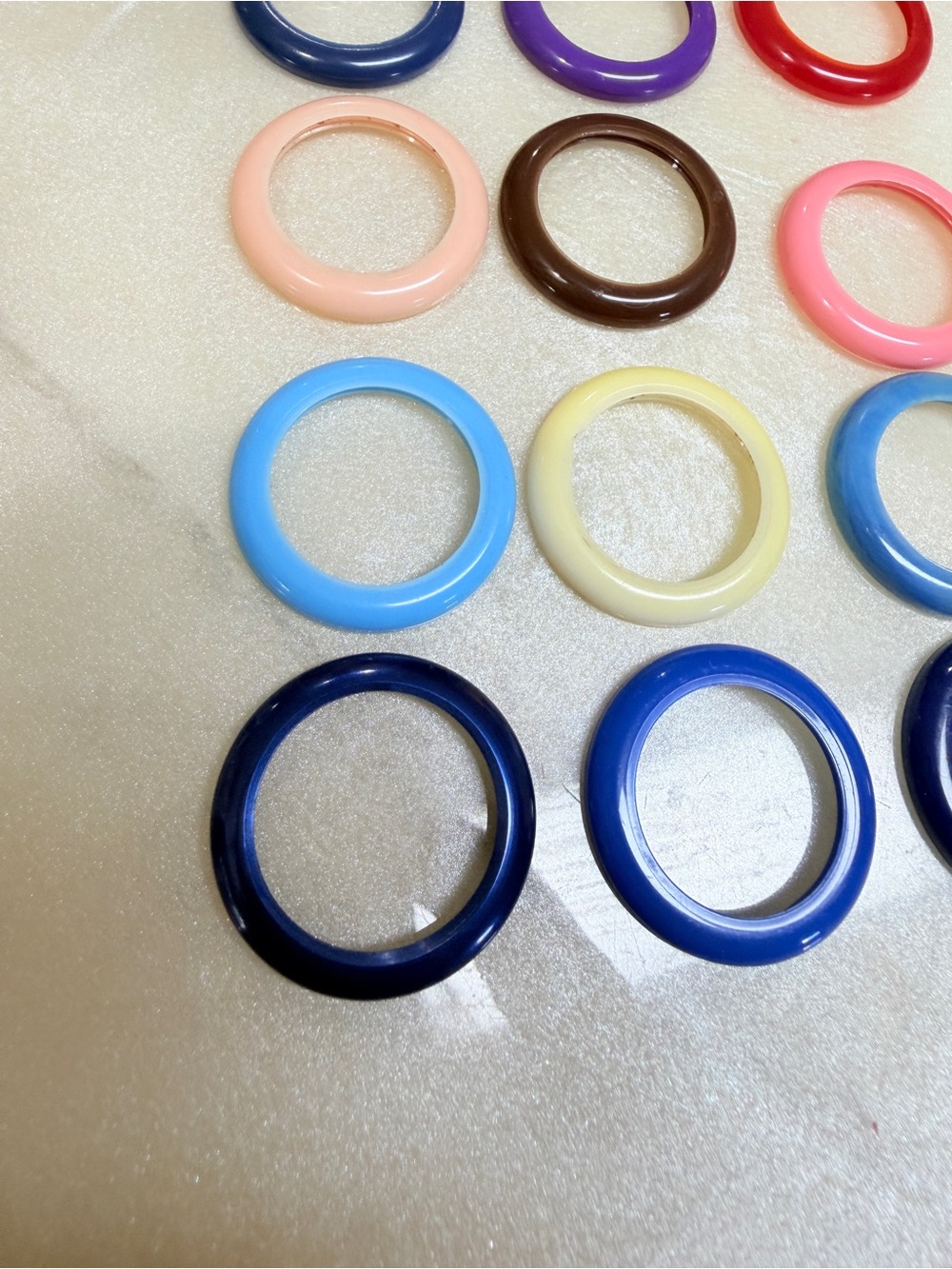 Gucci Colorful Bezel Set - Assorted Colors - Picture 3 of 7